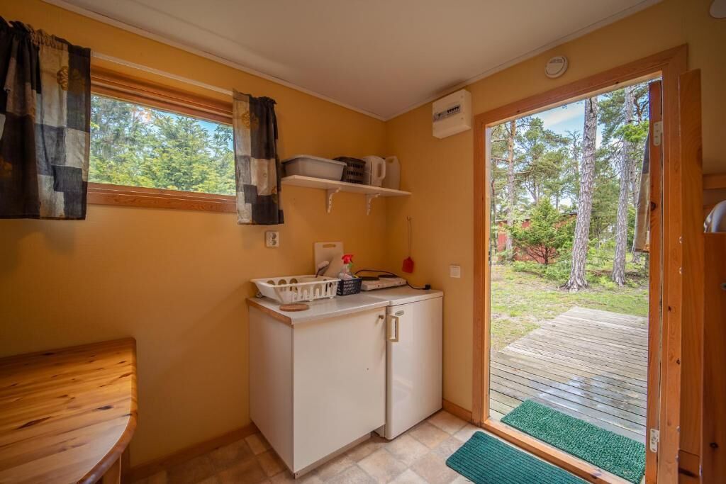 Cabane, plusieurs lits, salle de bains commune (14 m2)