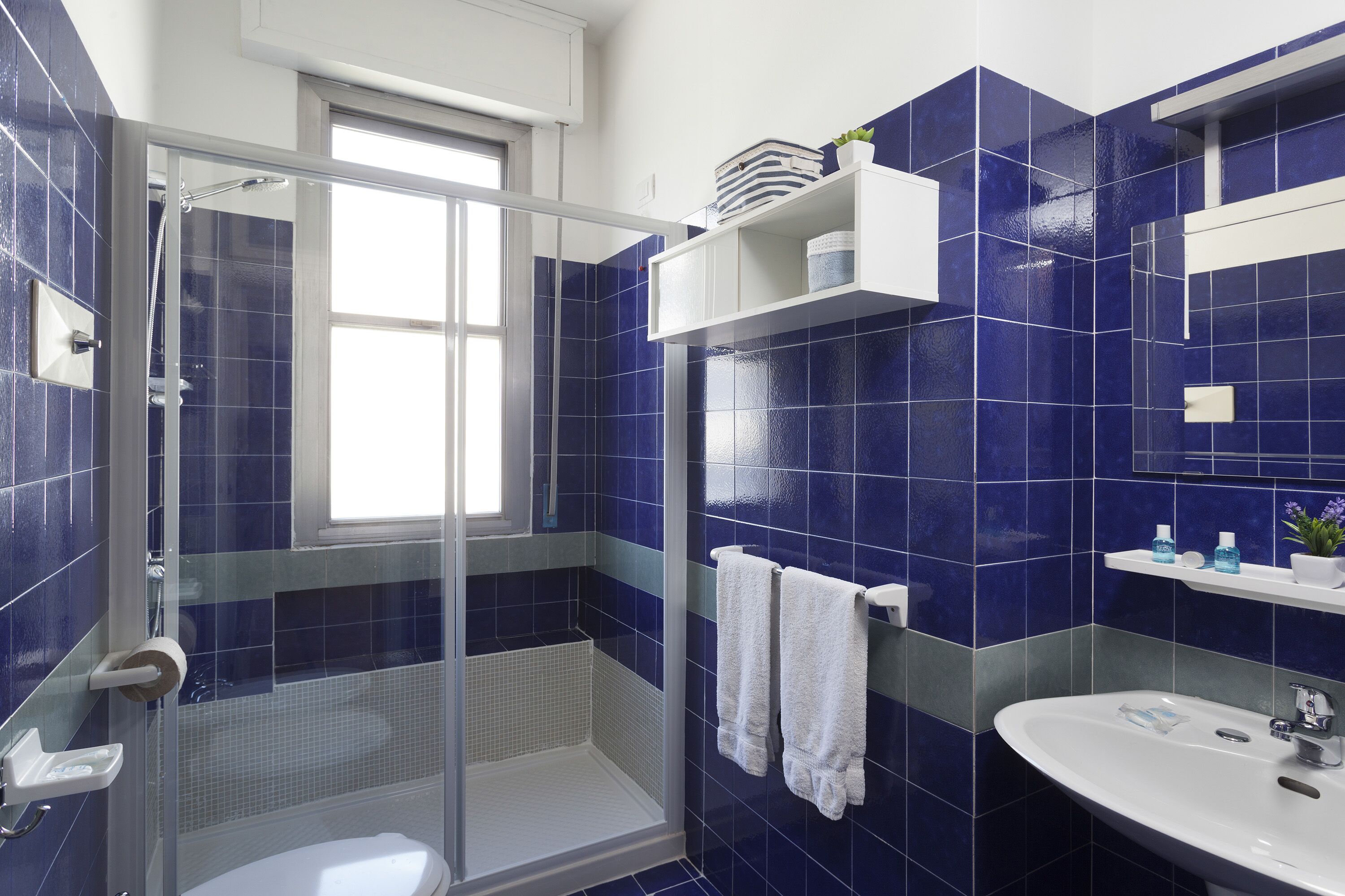 Superior Apartment | Bathroom | Free toiletries, hair dryer, bidet, towels