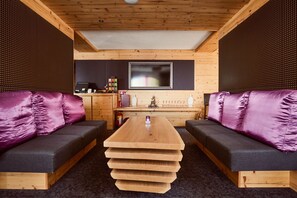 Lounge - Hotel Enzian by Alpeffect Hotels (Altenmarkt im Pongau)
