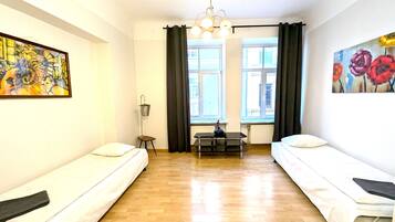 Leilighet, 2 soverom | Individuelt dekorert, individuelt innredet og skrivebord