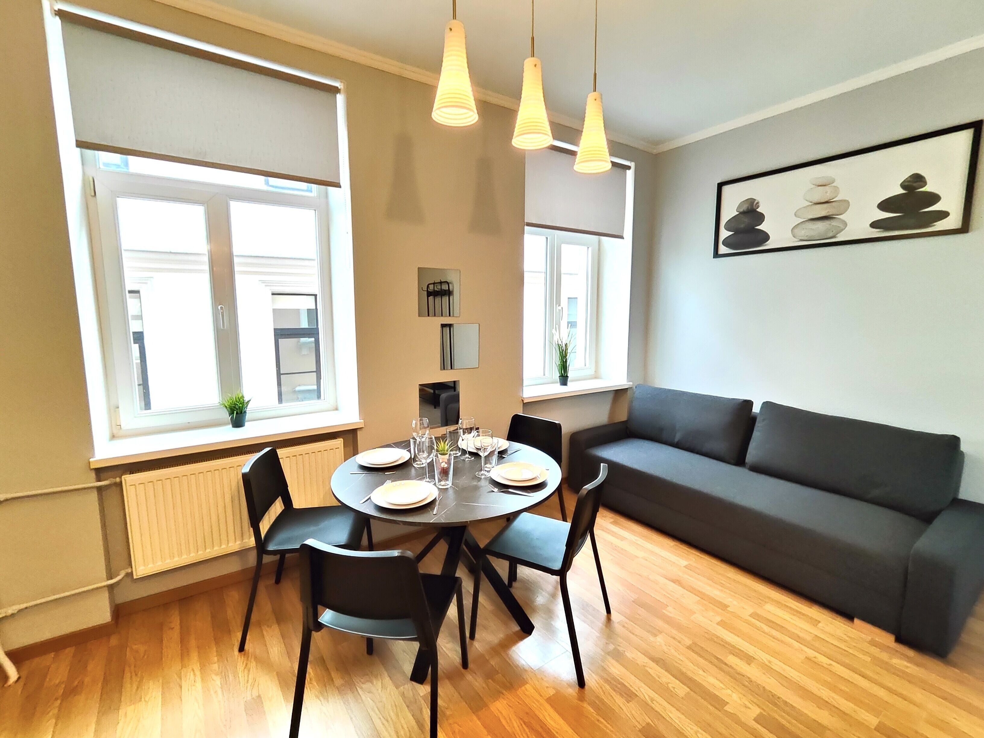 Apartment, 2 Bedrooms | Living area | 32-inch LED TV with digital channels, TV