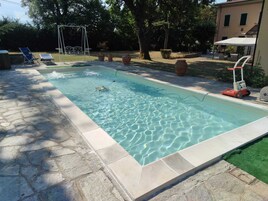 Piscina stagionale all'aperto