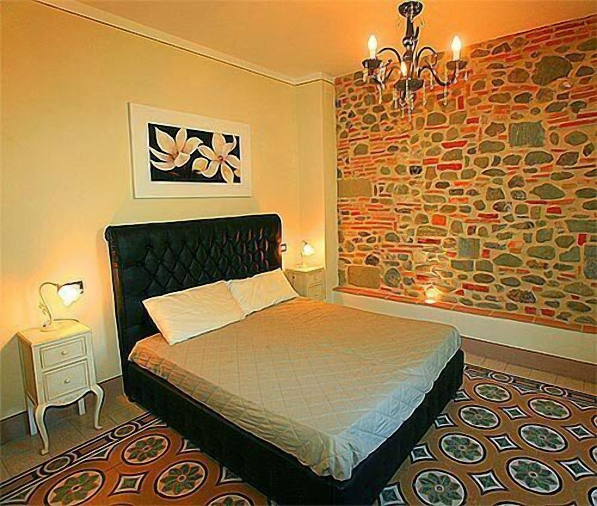 Camera doppia | Wi-Fi gratuito