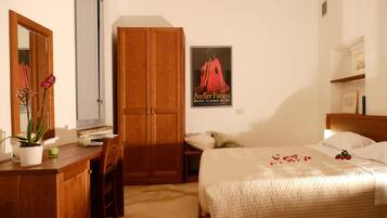 Double Room, 1 Double or 2 Single Beds, Accessible, Private Bathroom | Minibar, desk, free WiFi