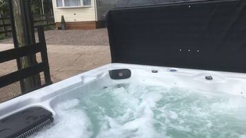 Mobile Home, Private Bathroom | Terrace/patio