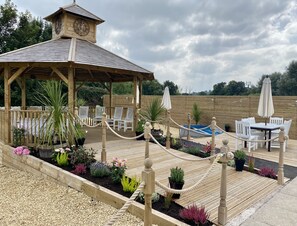 Exterior - The Riverside Inn (Bristol)