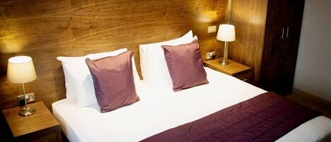 Kamar Double, ensuite