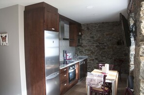 Apartment, 2 Bedrooms | Private kitchen - Casa Pacho Apartamentos Rurales (Valdes)
