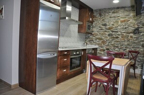 Apartment, 2 Bedrooms | Private kitchenette