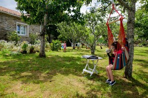 Children’s play area – outdoor