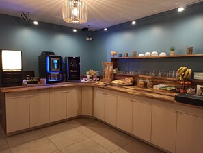 Continental breakfast for a fee on weekdays - Résidence Océane (Avrainville)