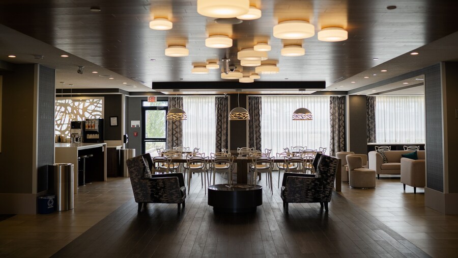 Best Western Plus Airdrie Gateway