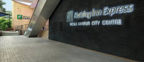 The Holiday Inn Express Kuala Lumpur City Centre sign.