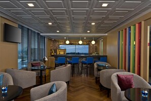 Bar (en el alojamiento)