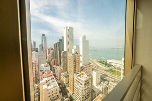 Pemandangan dari bilik