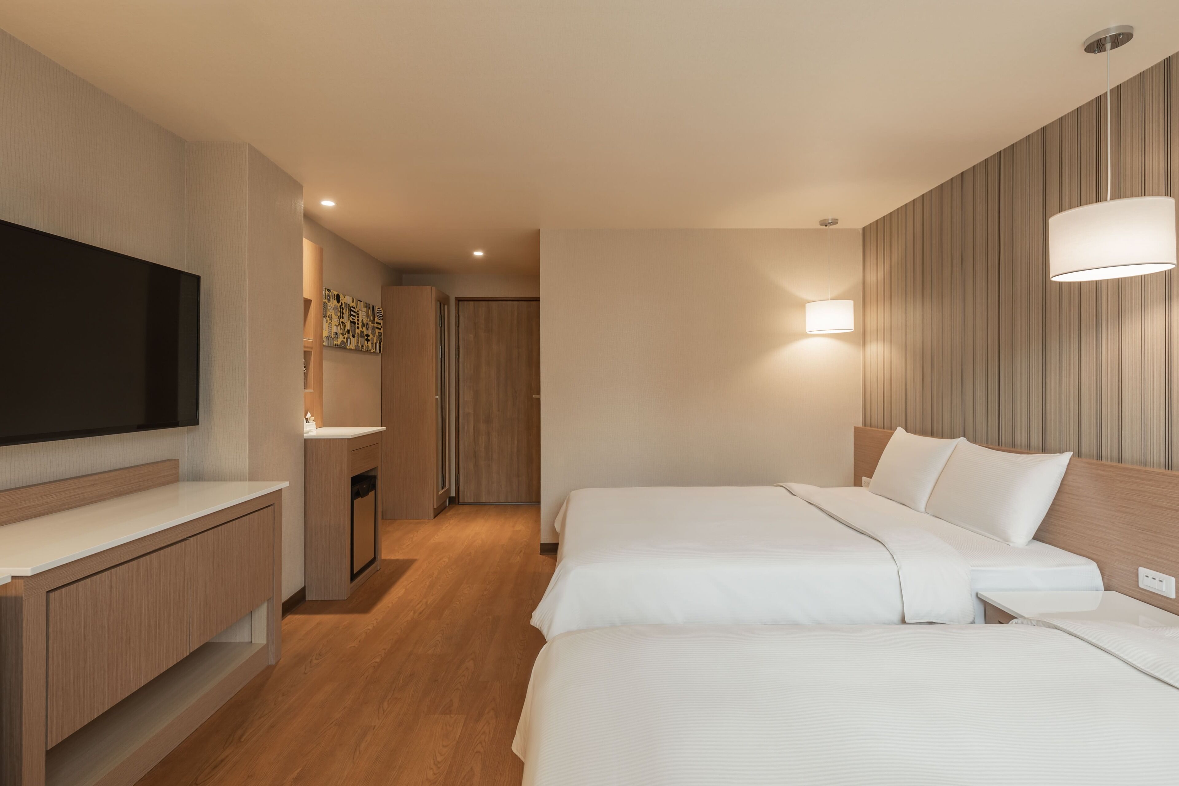 Televisión LCD 42 pulgadas con canales de televisión por cable