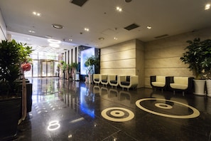 Lobby - Hotel Tirol (Seoul)