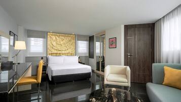 Kamar Premium, 1 Tempat Tidur Queen | Seprai premium, brankas, dan dilengkapi dengan perabotan berbeda-beda