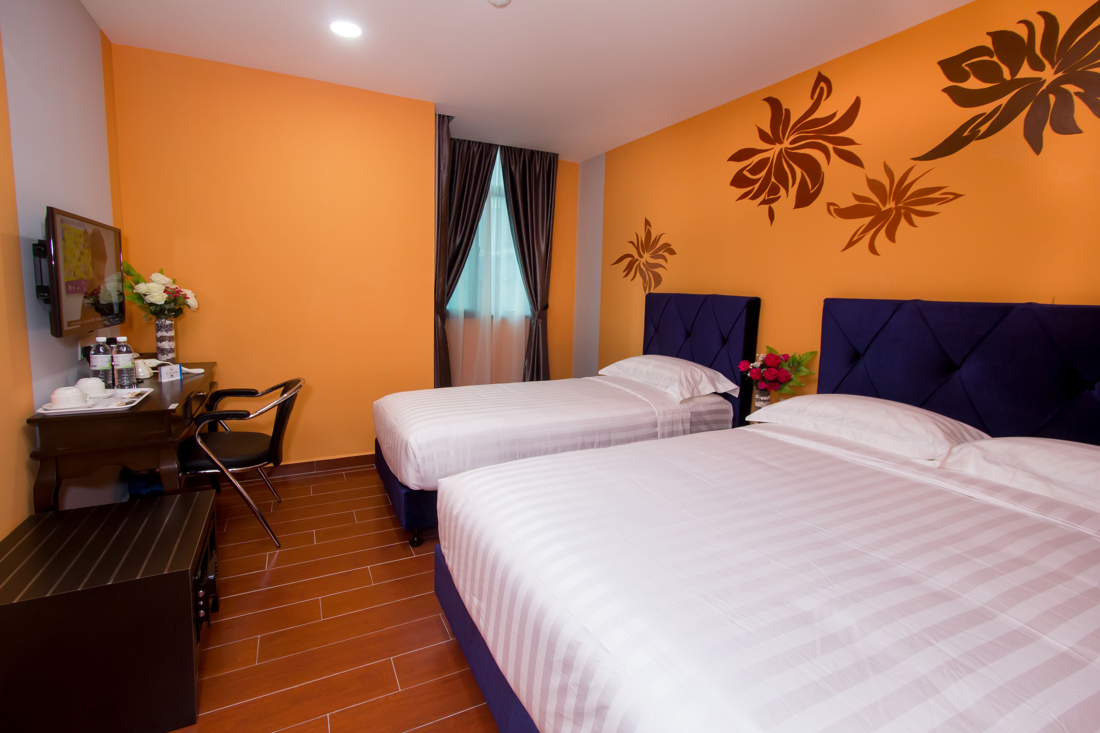 Family Triple Room | In-room safe, desk, laptop workspace, iron/ironing board