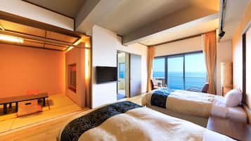 Deluxe Twin Room with Open-air Bath (Japanese-Western Style) | In-room safe, free WiFi