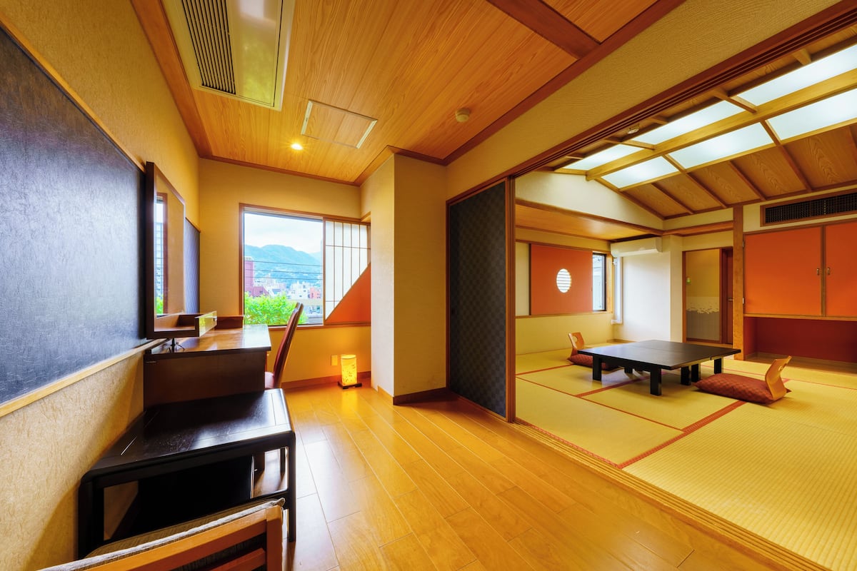 In-room safe, free WiFi