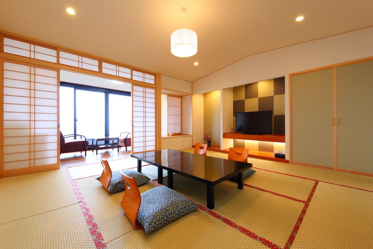 In-room safe, free WiFi