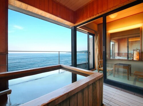 Seaside Hotel Mimatu Oetei