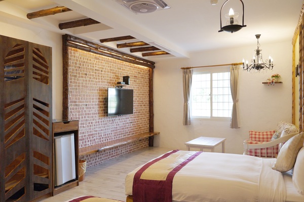 Quarto quádruplo club | Camas extras/dobráveis (sobretaxa), Wi-Fi de cortesia