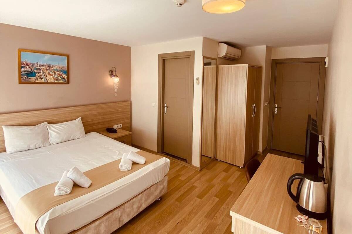 Minibar, coffres-forts dans les chambres, bureau, chambres insonorisées