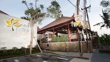 Café da manhã, almoço e jantar; culinária da Indonésia