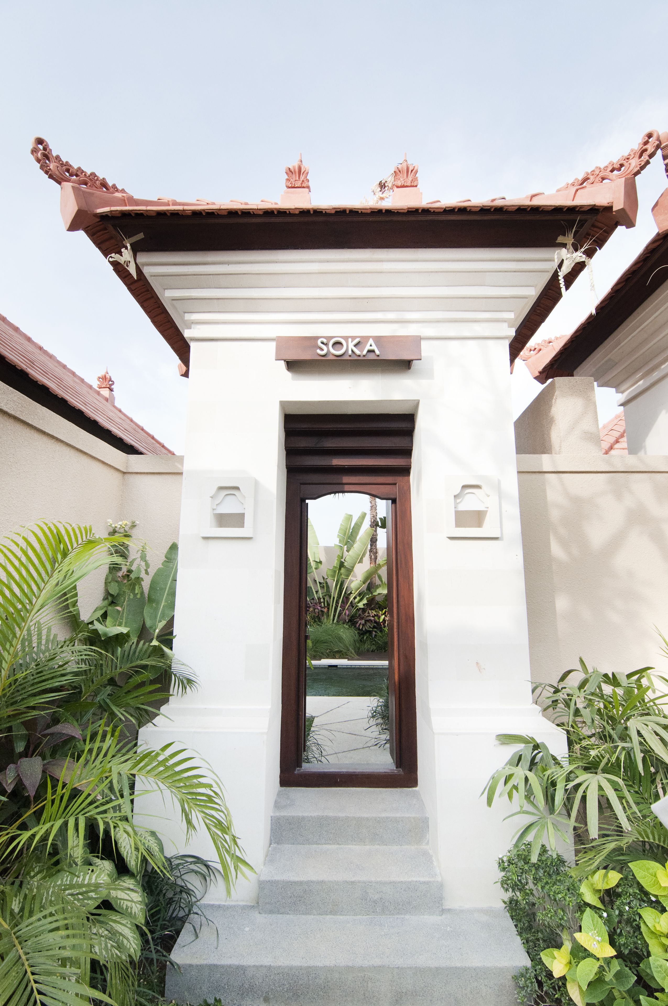 المنشأة من الخارج