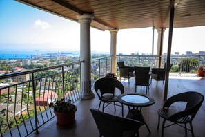 Café da manhã continental todos os dias mediante uma taxa