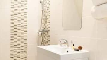 Superior Double Room | Bathroom sink