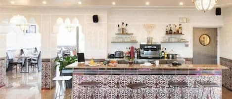 Baari (majoituspaikassa)