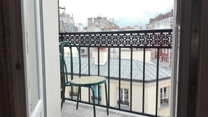 Twin Room | View from room