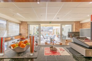 Bar (on property) - Irini Apartments (Hersonissos)