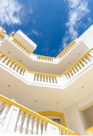 Front of property - Irini Apartments (Hersonissos)