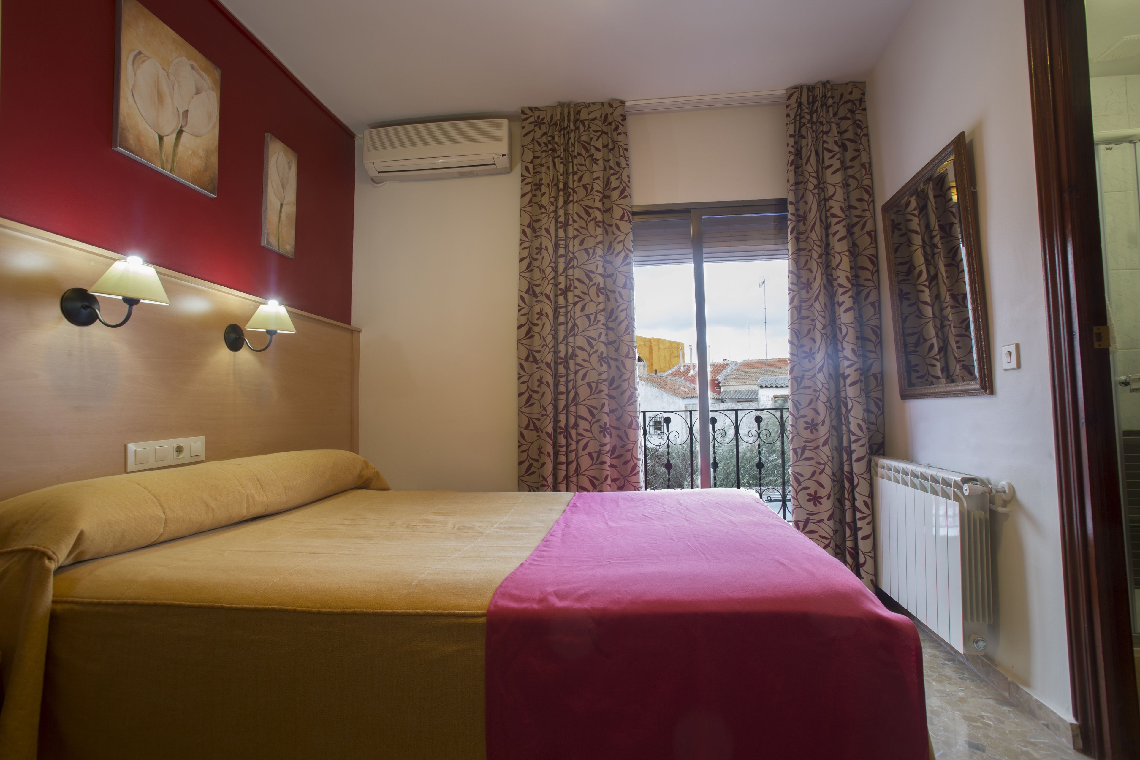 double room | premium bedding, in-room safe, desk, blackout curtains