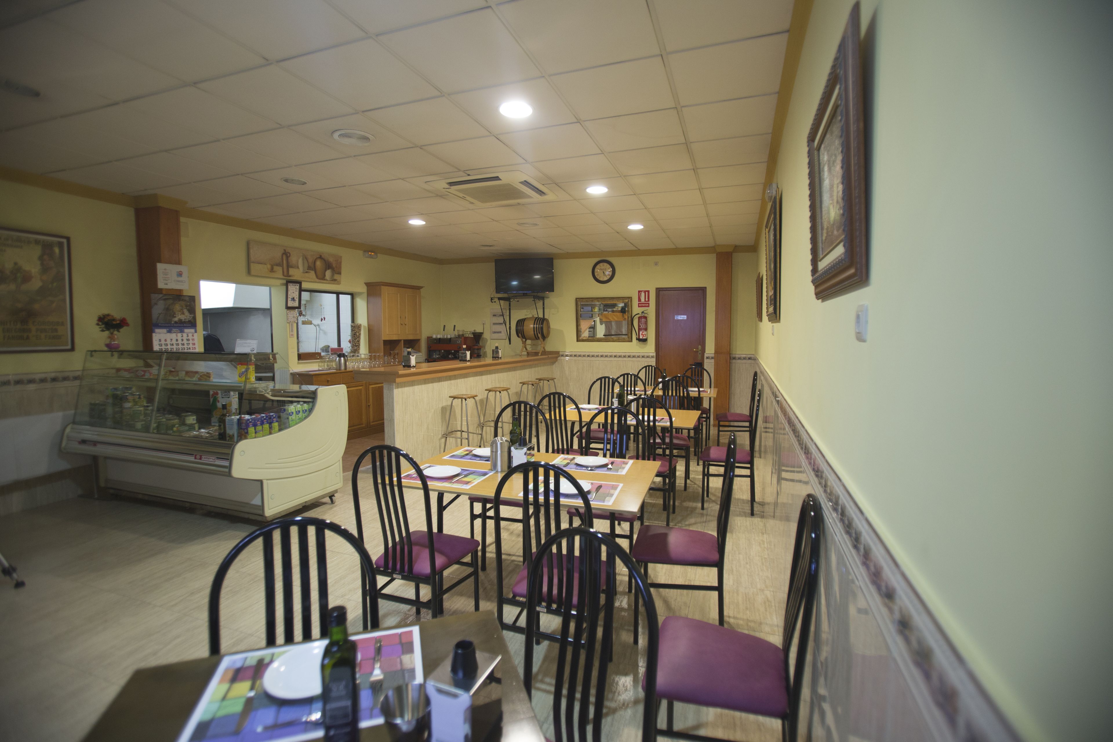 daily buffet breakfast for a fee