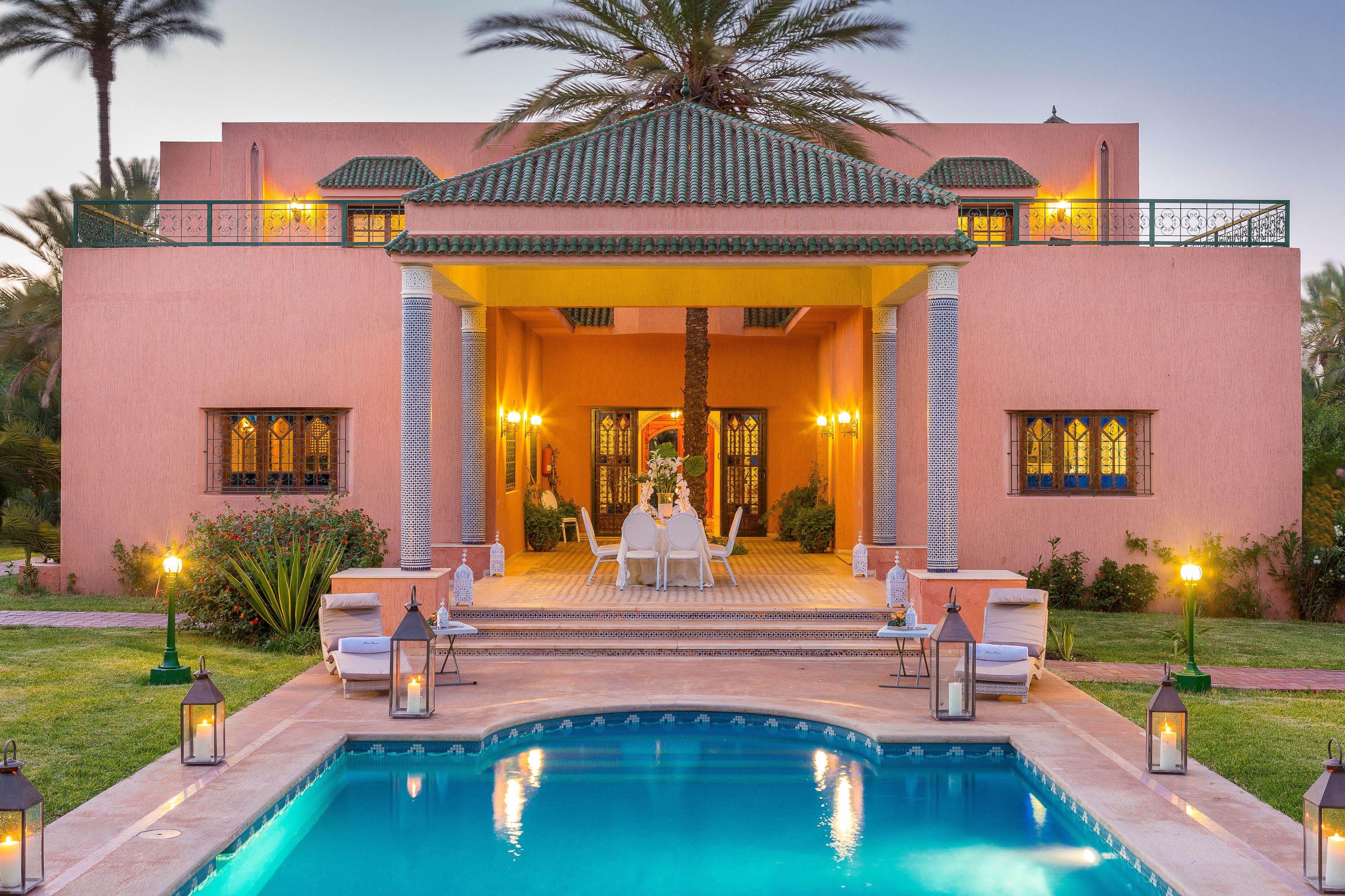 Private pool