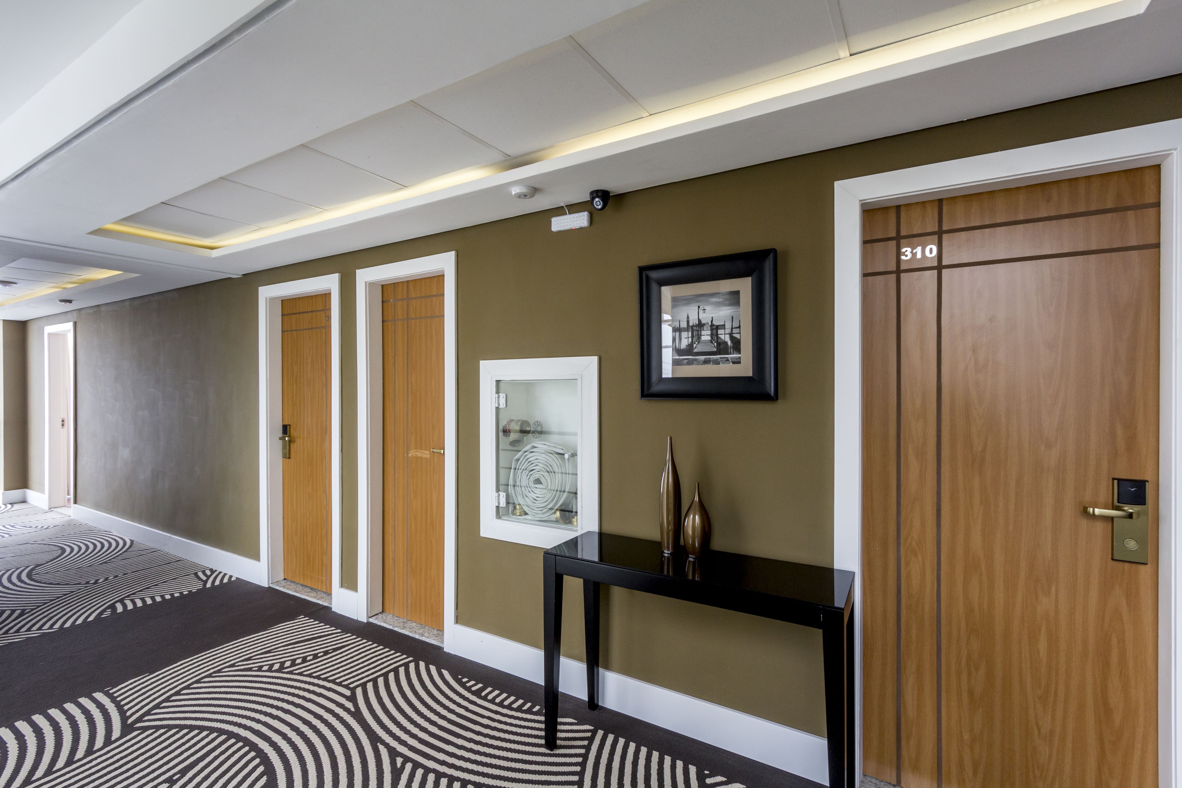 Foto - Hotel Petropolis Inn