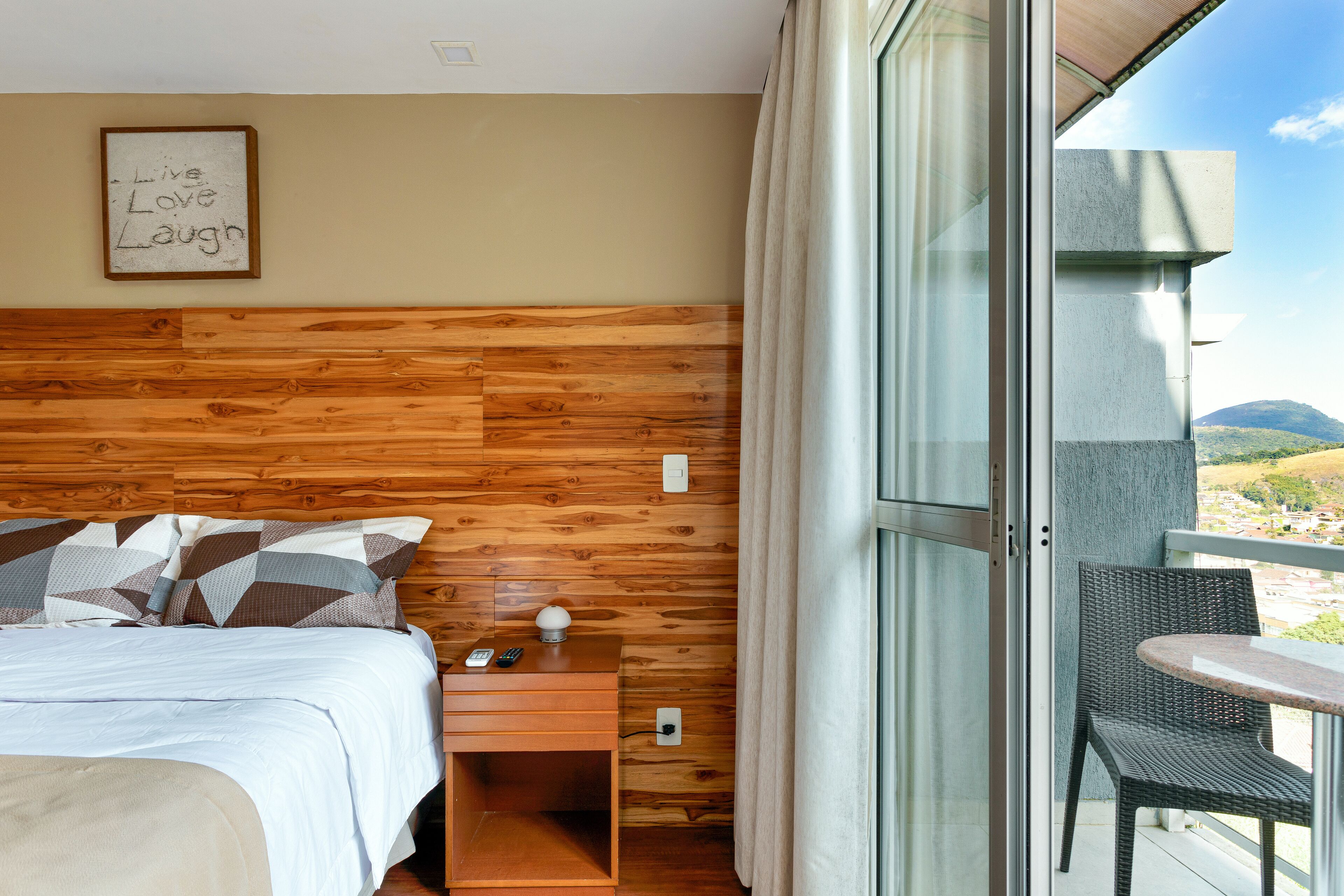 executive room, balcony | premium bedding, minibar, desk, blackout curtains
