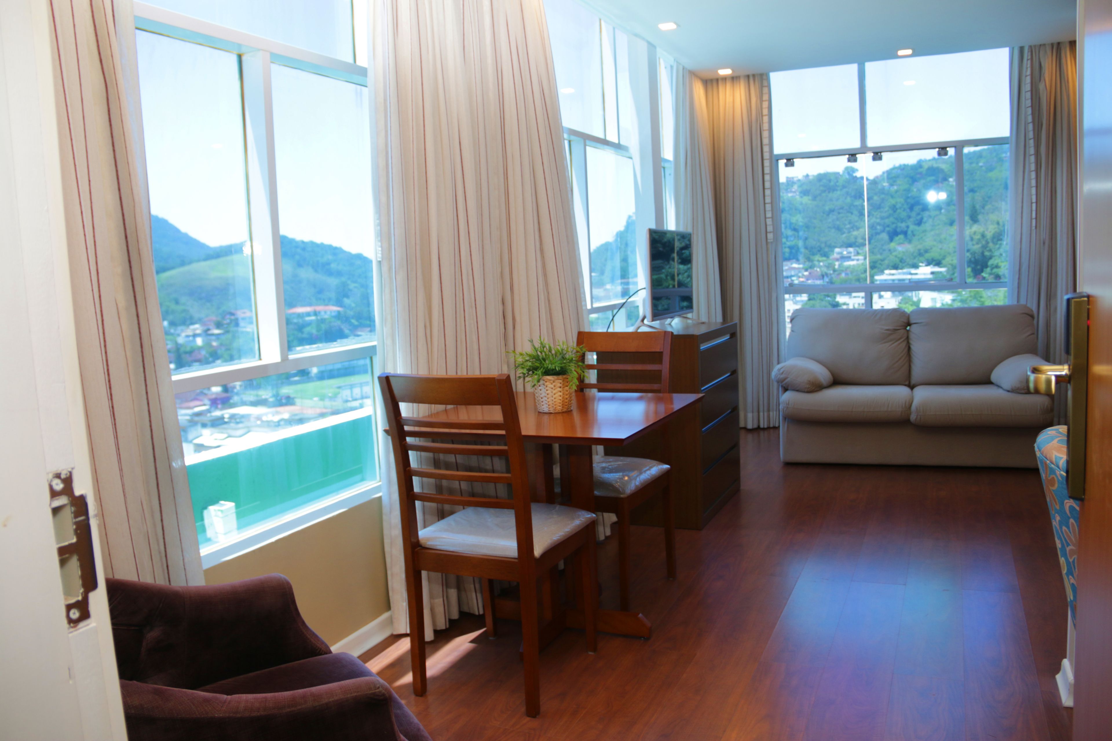 Foto - Hotel Petropolis Inn
