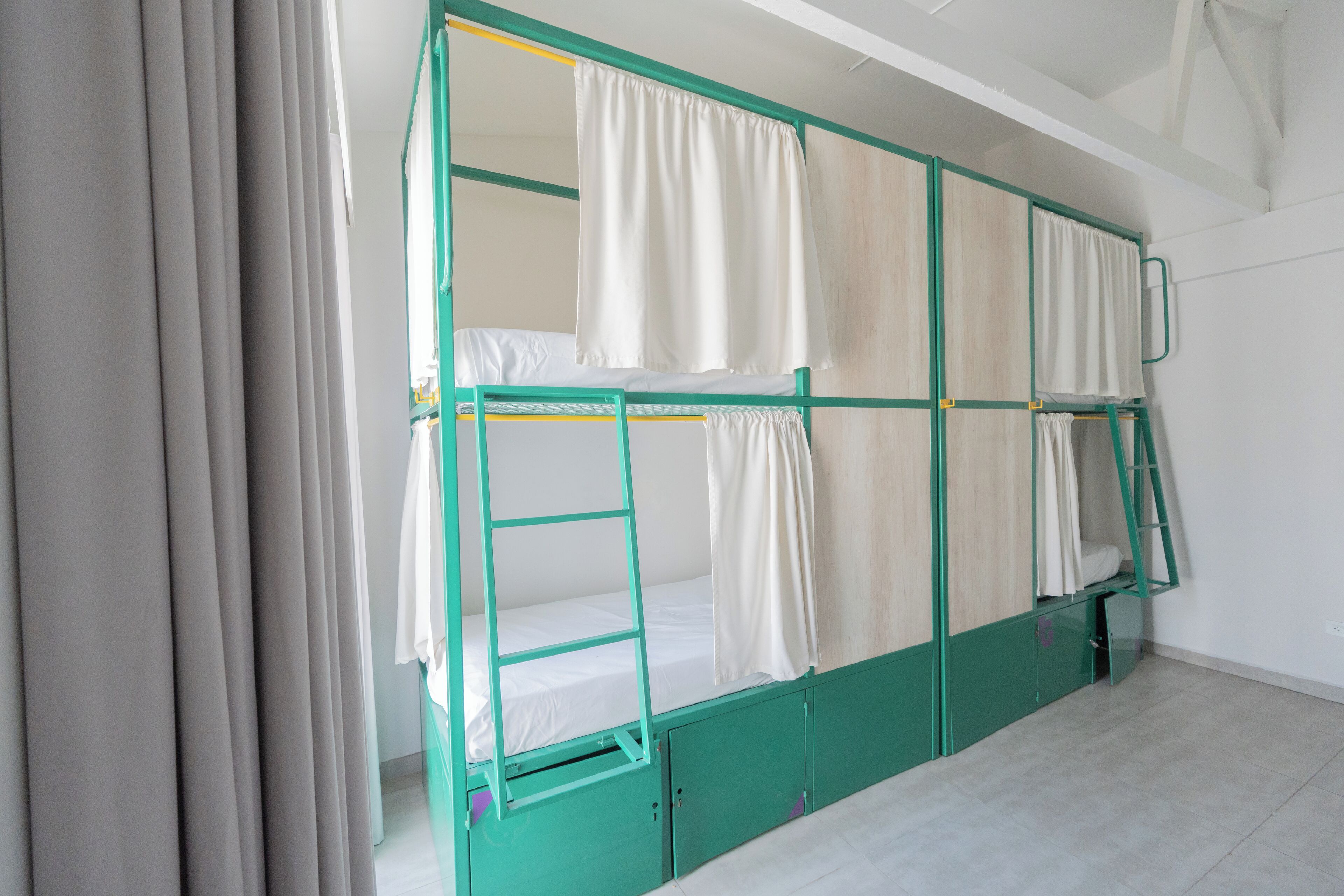 In-room safe, free WiFi, bed sheets