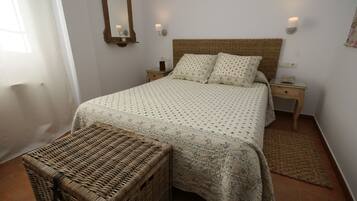 Desk, blackout curtains, cots/infant beds, free WiFi