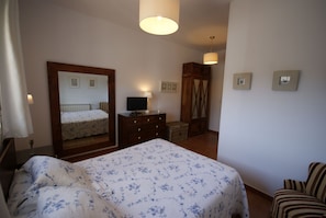 Standard Double Room, Vineyard View