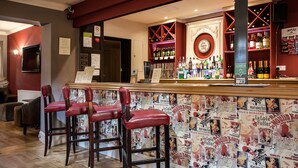 Bar (in der Unterkunft)