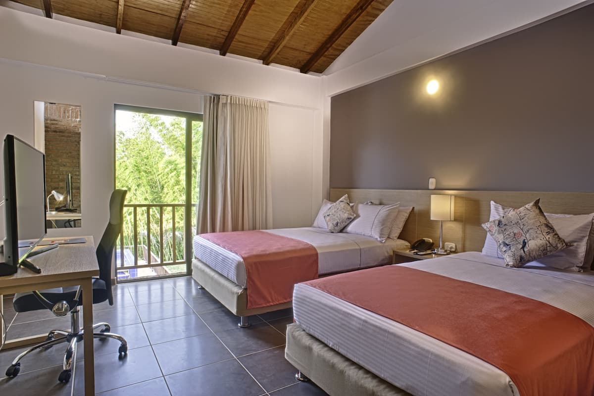 Superior Triple Room (1 Double and 1 Single Bed)