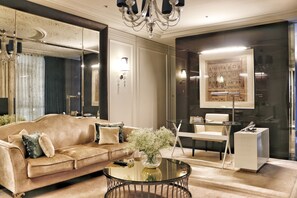 TV - Jinjiang Metropolo Hotel Classiq Shanghai Off Bund (Shanghai)