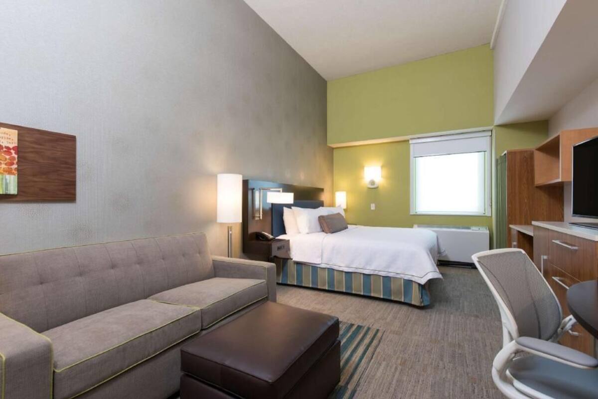 In-room safe, desk, blackout drapes, iron/ironing board